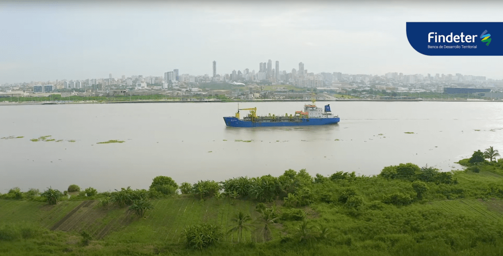 Dredging in Barranquilla